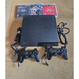 Sony PlayStation 3 PS3 Slim 160GB Console CECH-3001A Bundle 2 Controllers 3 Game